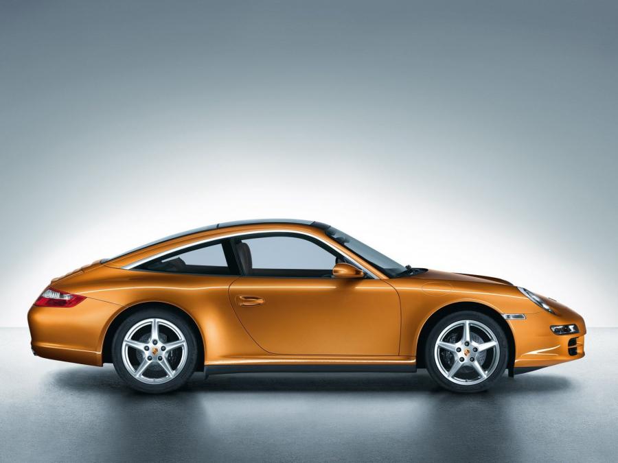  Porsche 911 Targa 4 2005 года  (фото 2 из 22)